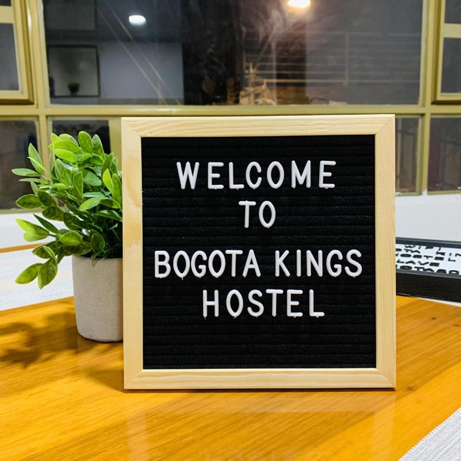 Отель Bogota Kings 300 Экстерьер фото